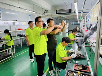 Shenzhen VIIP Electronics Co., Ltd. Produktionslinie des Herstellers